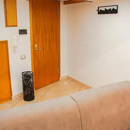 La Pigna Апартаменты Неаполь